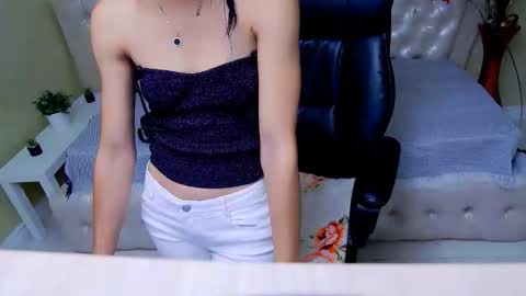 Snapshot of doll_stylish_ chatting on 23, 10, 2025 dol online show from 23, 10, 2025