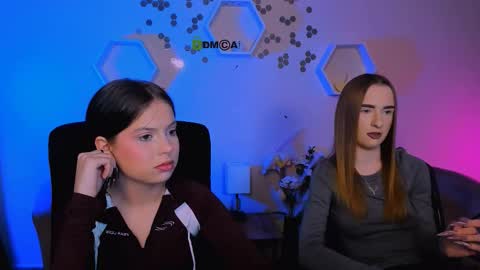 doll_vey online show from 24, 11, 2025