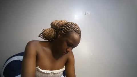 Snapshot of dollberry chatting on 6, 12, 2024 dollberry online show from 6, 12, 2024