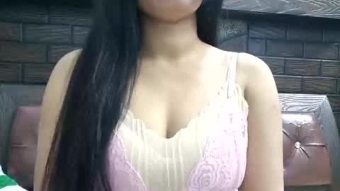 Snapshot of dollmeenu chatting on 5, 2, 2026 dollmeenu online show from 5, 2, 2026