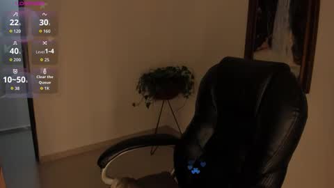 You can call me Pretty  online show from 26, 11, 2025