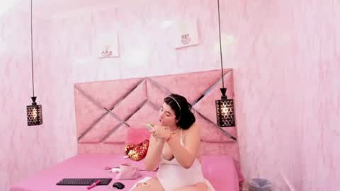 Antonella  online show from 20, 6, 2026