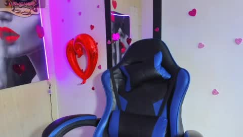 dolly_boob online show from 5, 6, 2026
