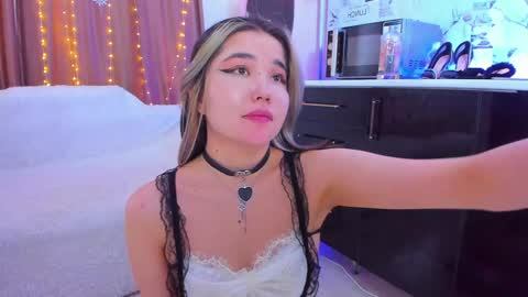 Dollya online show from 4, 2, 2025