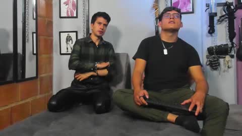 Snapshot of dom2travelers_sm chatting on 23, 2, 2025 Diego Castell online show from 23, 2, 2025