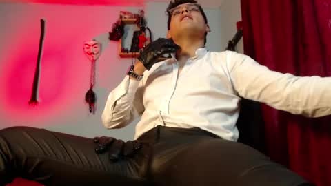 Snapshot of dom2travelers_sm chatting on 9, 9, 2025 Diego Castell online show from 9, 9, 2025