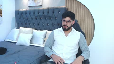 Snapshot of domboy_ chatting on 12, 5, 2026 domboy online show from 12, 5, 2026