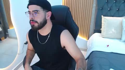 Snapshot of domboy_ chatting on 17, 5, 2026 domboy online show from 17, 5, 2026