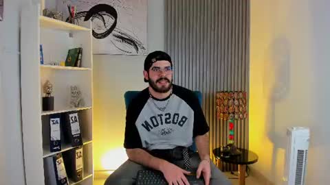 Snapshot of domboy_ chatting on 24, 7, 2026 domboy online show from 24, 7, 2026