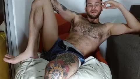 Logan - INDEPENDET MODEL online show from 8, 3, 2026
