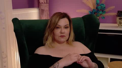 Snapshot of dominasadique chatting on 14, 2, 2025 SADE online show from 14, 2, 2025