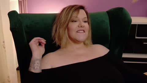 Snapshot of dominasadique chatting on 22, 2, 2025 SADE online show from 22, 2, 2025