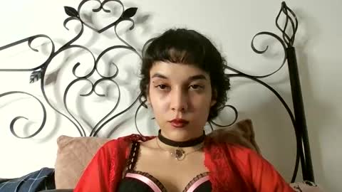 Snapshot of dominatrixkimmy chatting on 14, 11, 2025 dominatrixkimmy online show from 14, 11, 2025