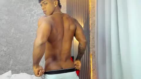 dominic_sg online show from 22, 7, 2026