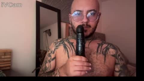 Snapshot of dominicco_ chatting on 22, 6, 2026 DOMINICCO online show from 22, 6, 2026