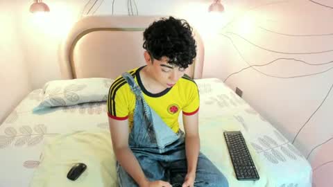 Snapshot of dominicjay_ chatting on 7, 7, 2026 DOMINIC online show from 7, 7, 2026