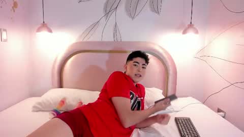 Snapshot of dominicjay_ chatting on 19, 7, 2026 DOMINIC online show from 19, 7, 2026