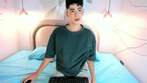 Snapshot of dominicjay_ chatting on 22, 7, 2026 DOMINIC online show from 22, 7, 2026