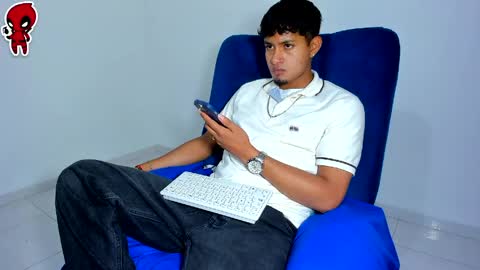  Dominic  online show from 16, 4, 2026