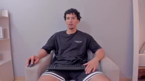 Dominick Star online show from 15, 12, 2025