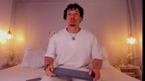 Snapshot of dominik_drake chatting on 1, 7, 2026 Dominik Drake online show from 1, 7, 2026