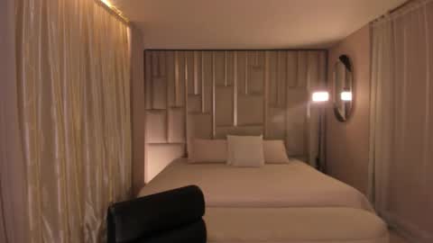 Snapshot of dominiquevega_ chatting on 27, 9, 2025 Dominique online show from 27, 9, 2025