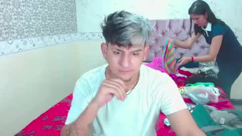 DONA Y CARL online show from 22, 1, 2025