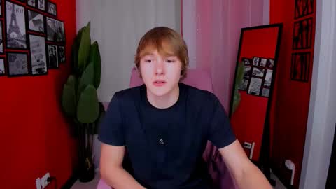 Donald online show from 4, 12, 2025