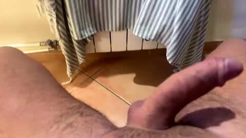 Snapshot of donde252101 chatting on 5, 12, 2025 donde252101 online show from 5, 12, 2025