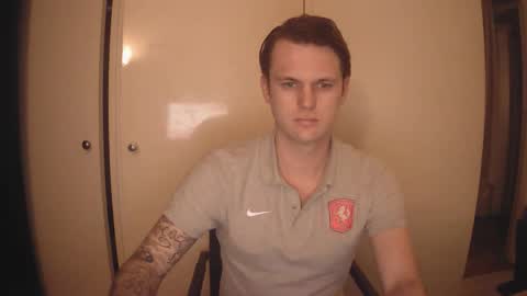 Snapshot of donn053 chatting on 7, 4, 2026 Papi online show from 7, 4, 2026