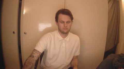 Snapshot of donn053 chatting on 15, 4, 2026 Papi online show from 15, 4, 2026