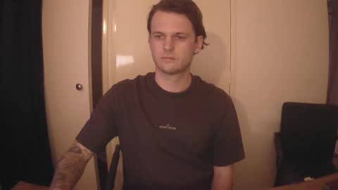 Snapshot of donn053 chatting on 12, 5, 2026 Papi online show from 12, 5, 2026