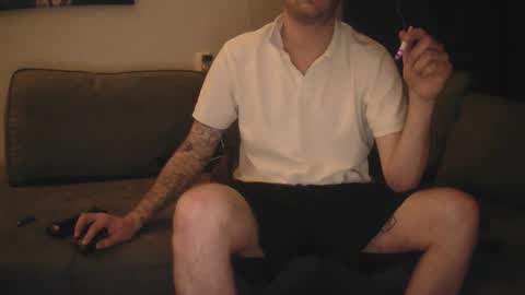 Snapshot of donn053 chatting on 16, 5, 2026 Papi online show from 16, 5, 2026