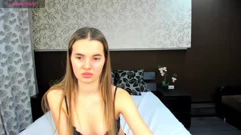 Donna On GMT2 Mon-Fri 3-9 AM online show from 2, 12, 2024