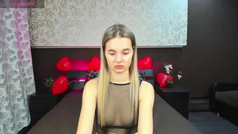 Donna On GMT2 Mon-Fri 3-9 AM online show from 20, 2, 2025