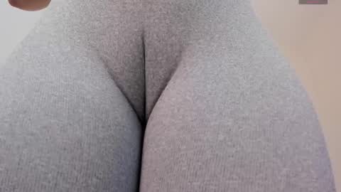 Paula DiazGMT-5 0730 - 1400 online show from 28, 11, 2025