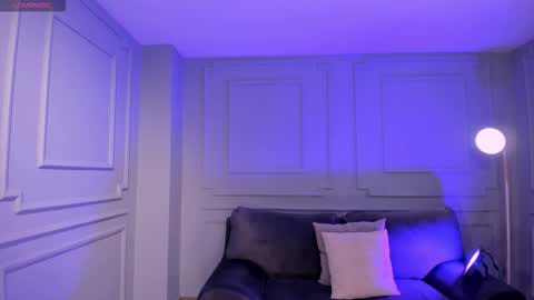  Donna Stonne  online show from 1, 10, 2025