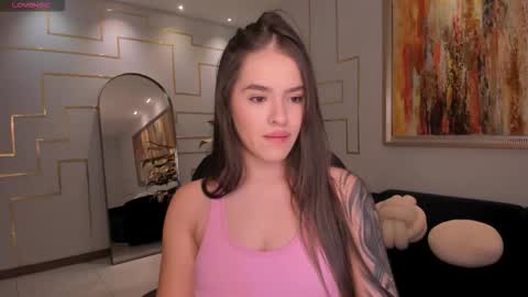  Donna Stonne  online show from 18, 12, 2025