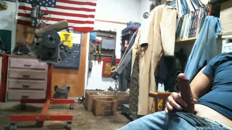 Snapshot of donniestone chatting on 18, 9, 2025 donniestone online show from 18, 9, 2025