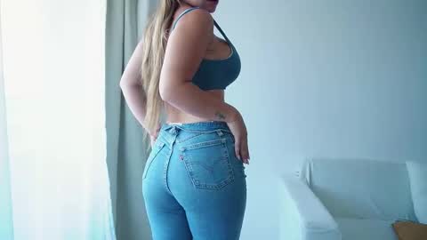 Donatella online show from 17, 3, 2026