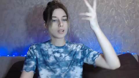 Snapshot of dora_blue_eyed chatting on 12, 2, 2025 Dora online show from 12, 2, 2025