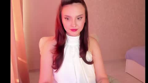 Dora Charmer online show from 28, 7, 2026