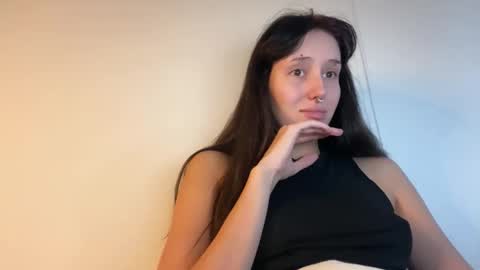 Snapshot of doragranat chatting on 5, 12, 2025 doragranat online show from 5, 12, 2025