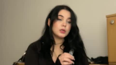 Snapshot of dorian1211 chatting on 5, 11, 2025 Doriana online show from 5, 11, 2025