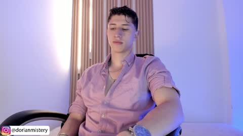 Snapshot of dorian_mystery chatting on 5, 5, 2026 dorian_mystery online show from 5, 5, 2026