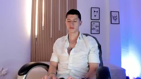 Snapshot of dorian_mystery chatting on 8, 5, 2026 dorian_mystery online show from 8, 5, 2026