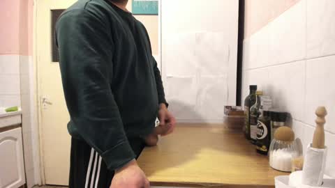 menu  below online show from 19, 1, 2025