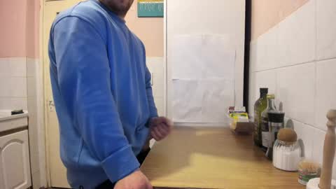 menu  below online show from 14, 2, 2025