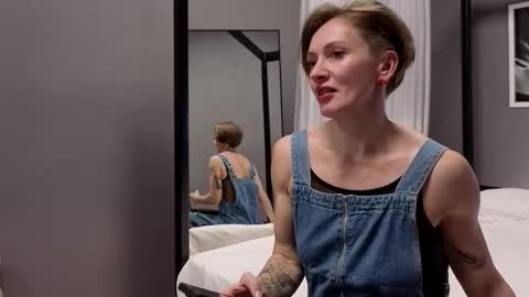 Dorothy Next stream on Monday at 3am-9am online show from 29, 11, 2025