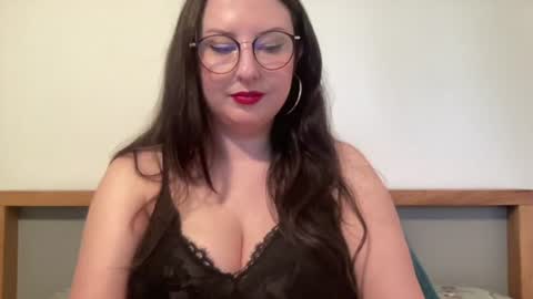 Snapshot of dorothydolly chatting on 16, 6, 2026 Dorothy online show from 16, 6, 2026